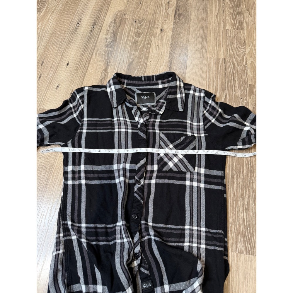 Rails Hunter Plaid Button Down Shirt Black White Grey Rayon Flannel Size S - Picture 7 of 9